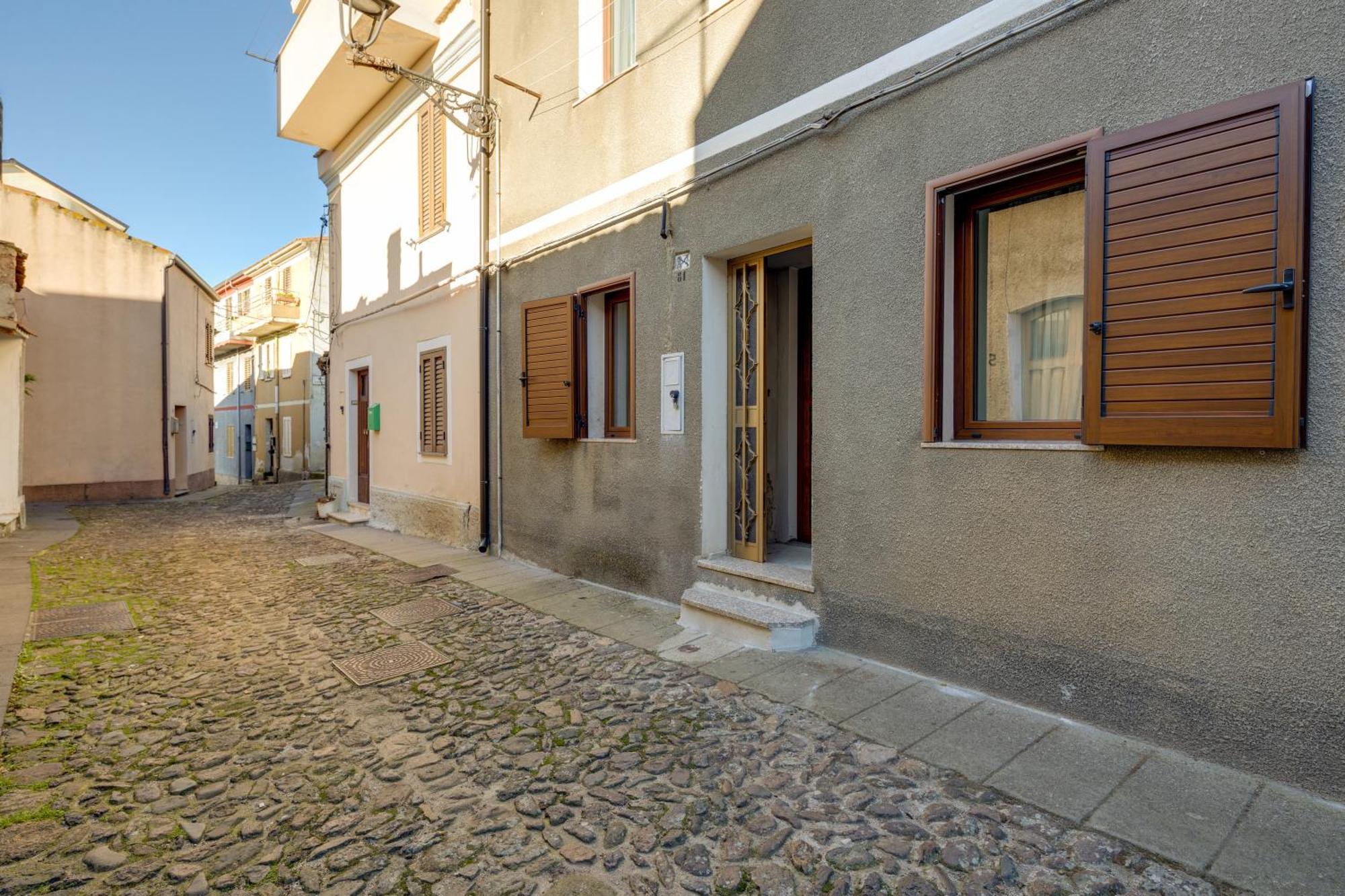 Entu Nou Apartamento Bortigali Exterior foto
