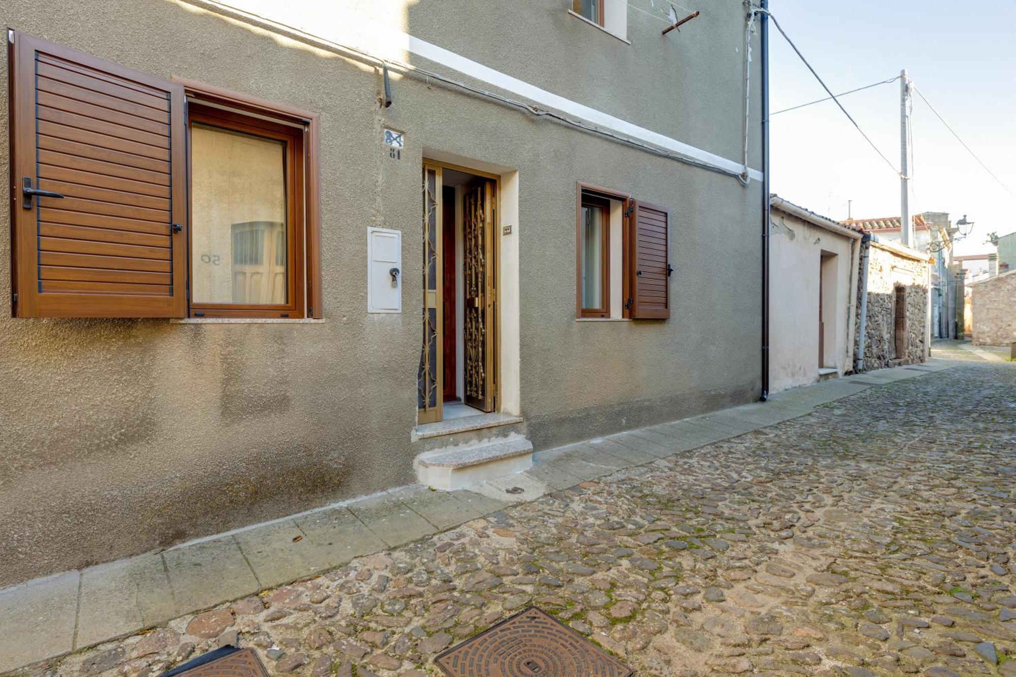 Entu Nou Apartamento Bortigali Exterior foto